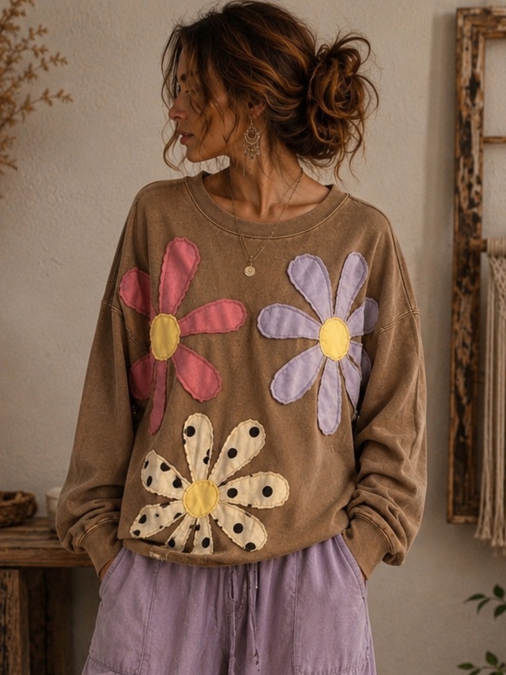 256🌟 Easel Floral Daisy Appliqué Sweatshirt | Boho Oversized | NWT Small